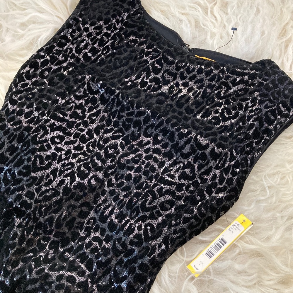 Alice + Olivia Frankie Sequin Dress - Picture 7 of 11